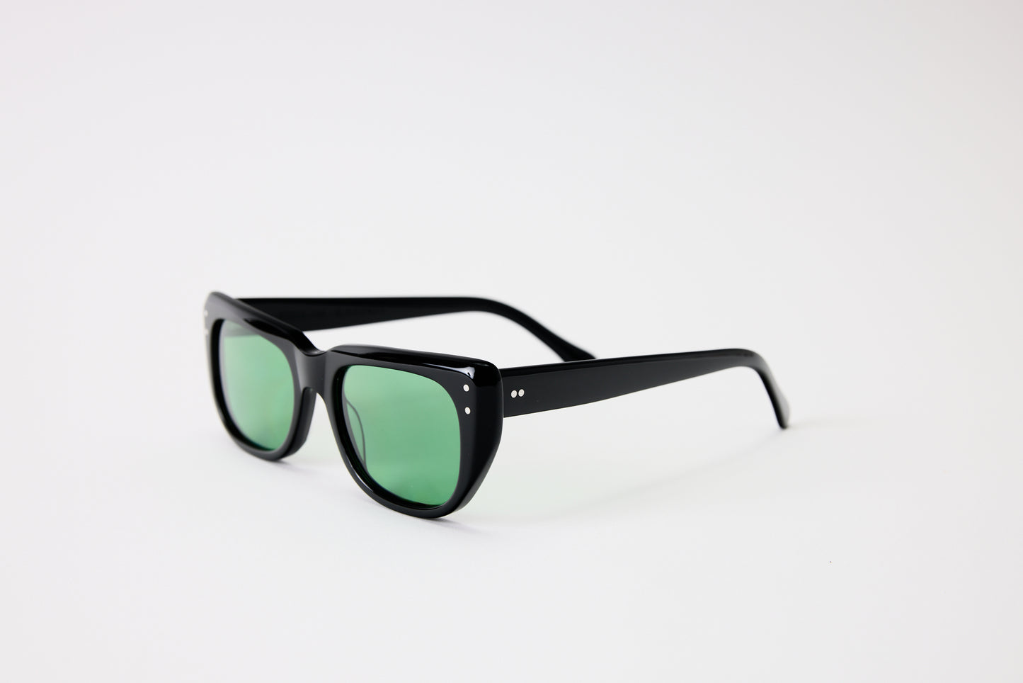NEW YORK EYERISH, Bundorans. Black with Green Lenses