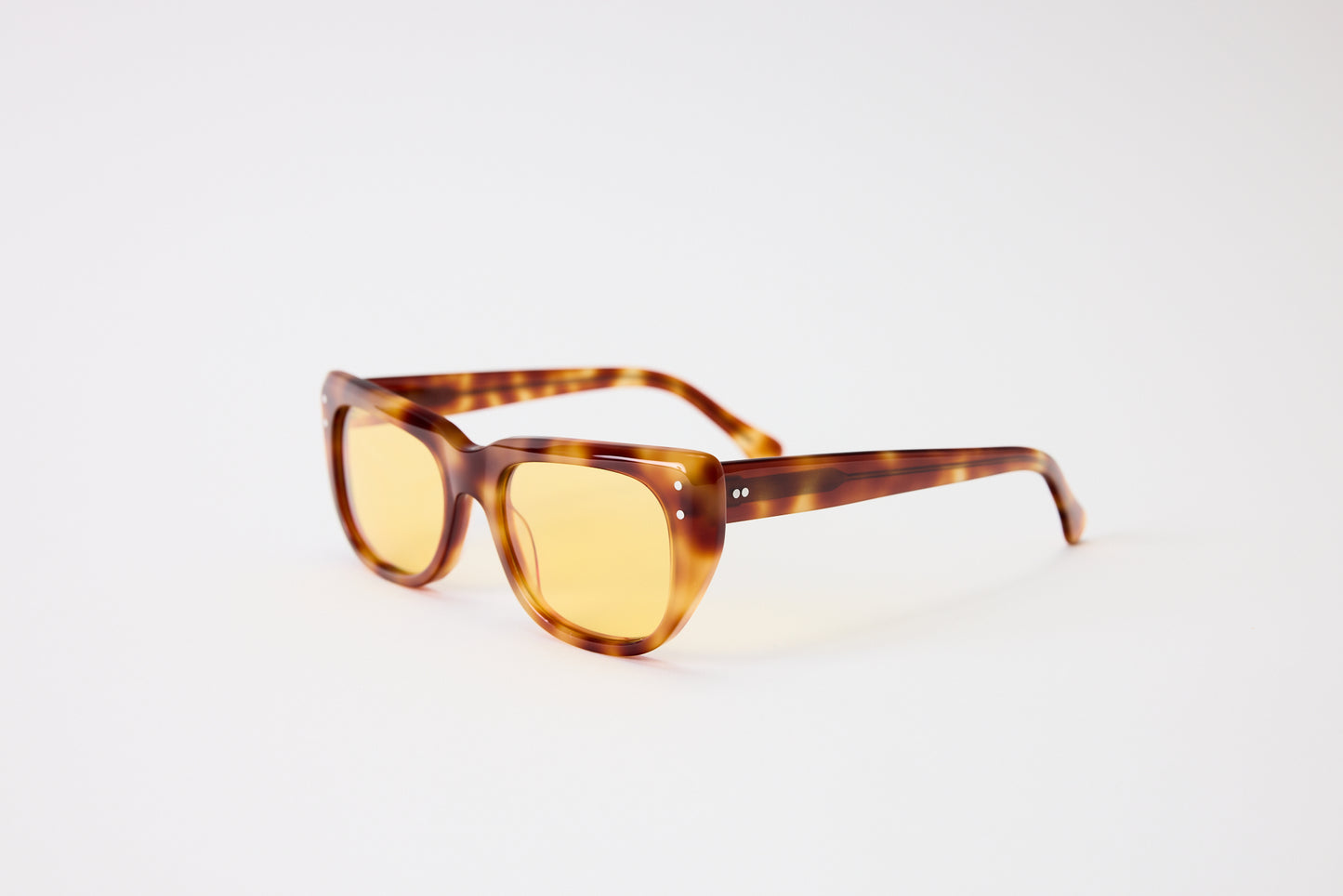 NEW YORK EYERISH, Bundorans. Blond Red Tortoise with Yellow Lenses