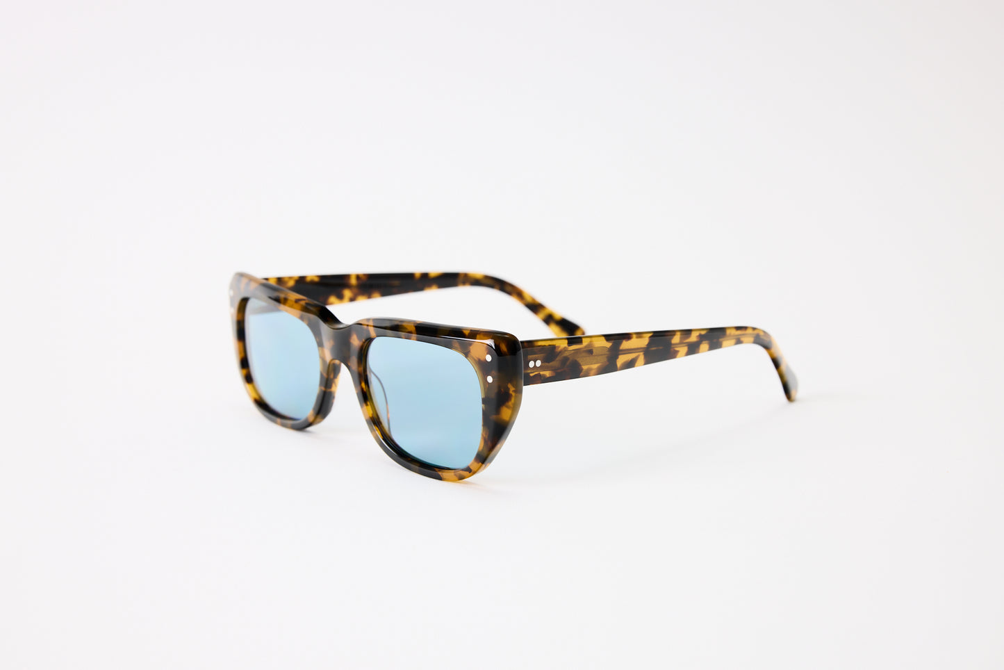 NEW YORK EYERISH, Bundorans. Light Tortoise with Blue Lenses
