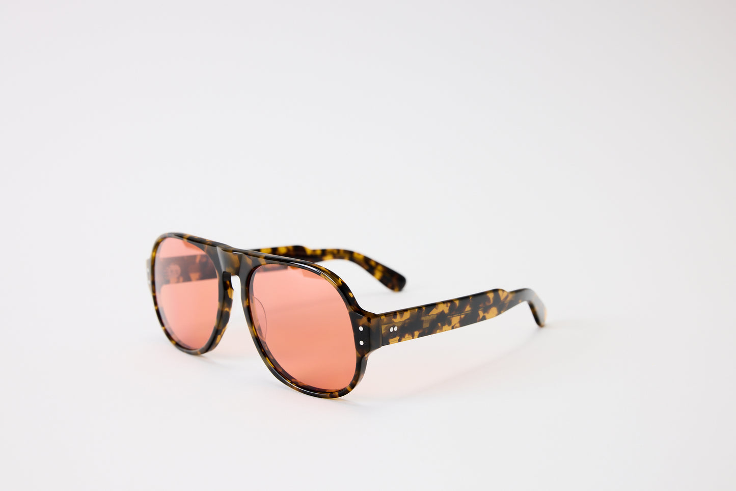 NEW YORK EYERISH, Belfasts, Light Tortoise with Red Lenses