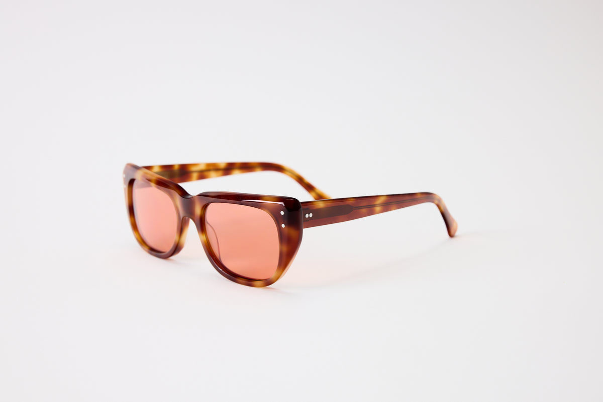NEW YORK EYERISH, Bundorans. Blond Red Tortoise with Pink Lenses