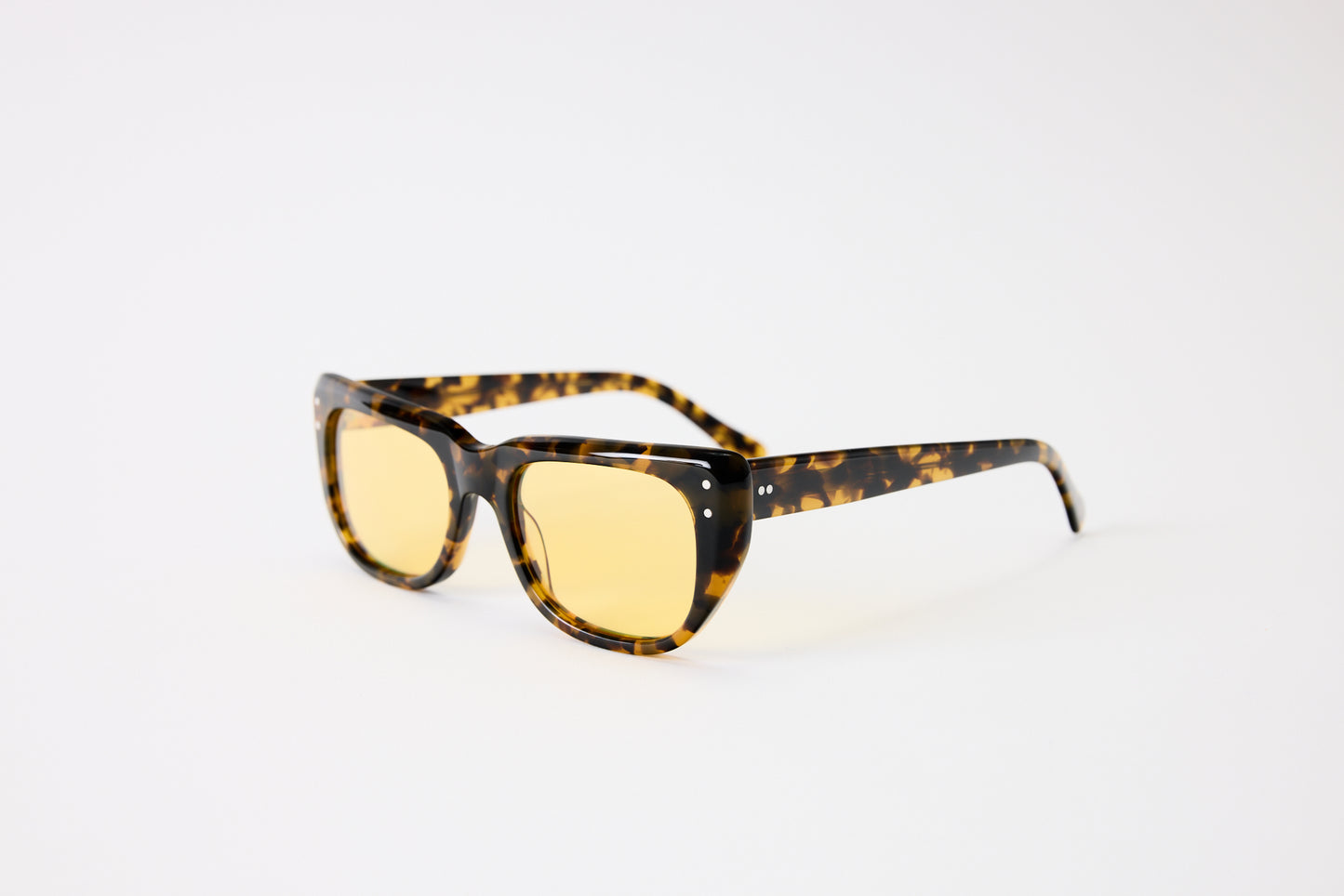 NEW YORK EYERISH, Bundorans. Light Tortoise with Yellow Lenses