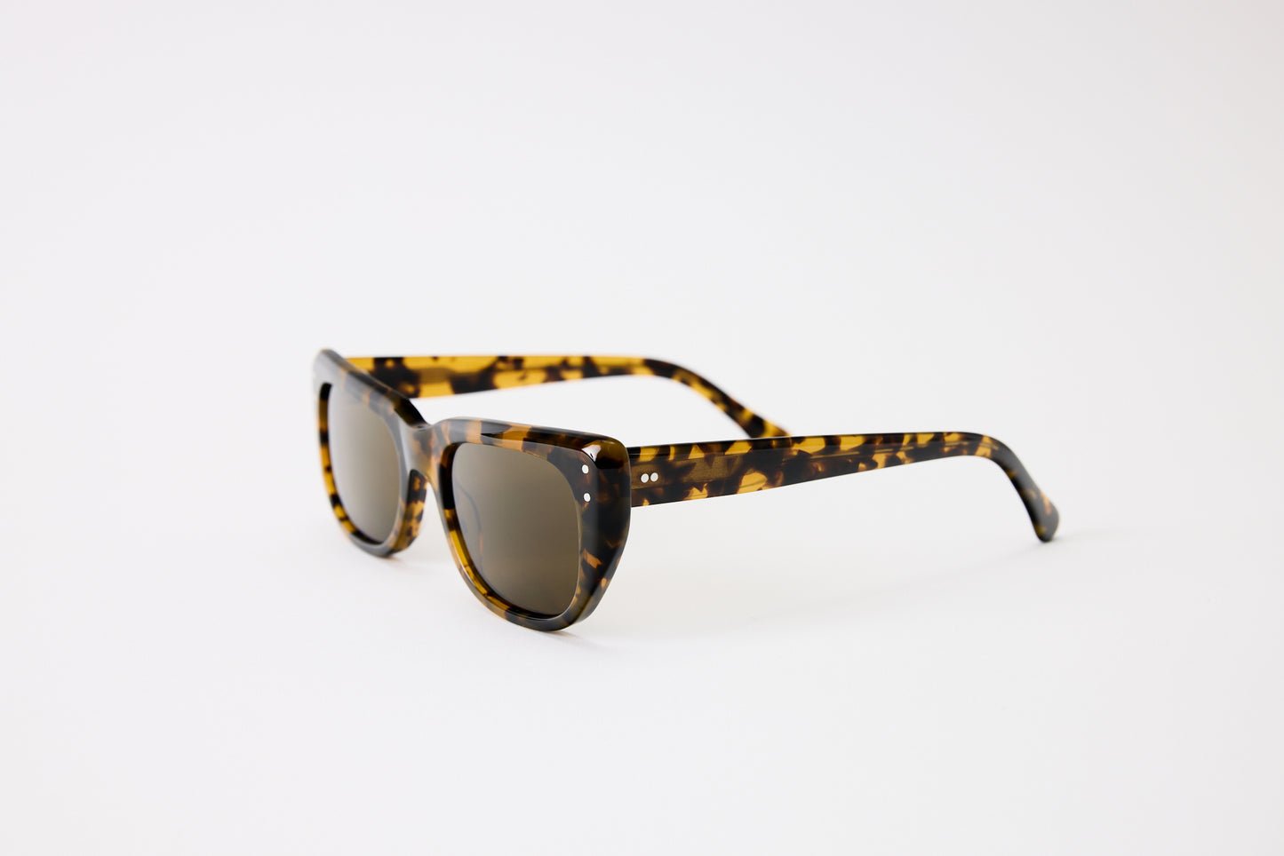NEW YORK EYERISH, Bundorans. Light Tortoise with Brown Lenses