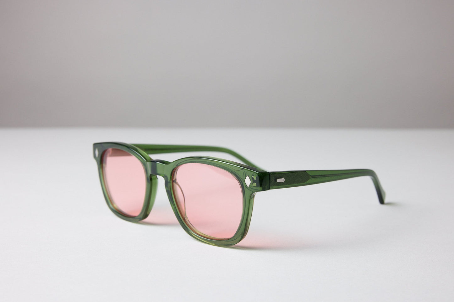 NEW YORK EYERISH, Castlerock. Bottle Green Frame with Rose Colored Lenses